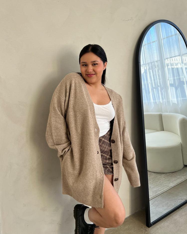 Cozy Girl Beige Oversized Cardigan - Marmol Boutique