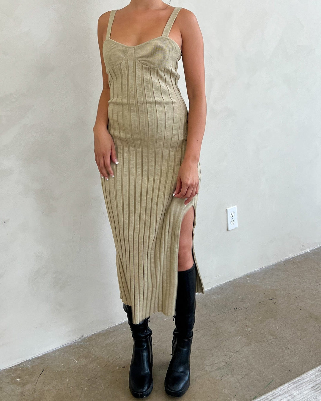 Fine By Me Ribbed Knit Dress Large Fine By Me Ribbed Knit Dress Large